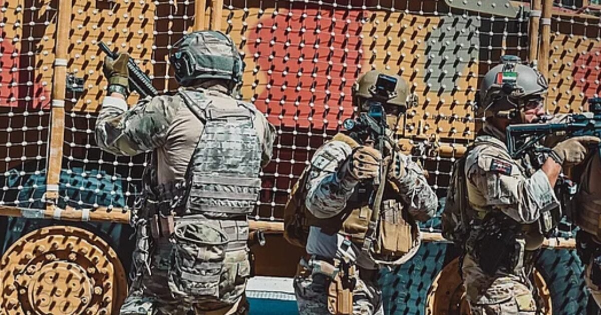 طائرات مسيّرة واقتحامات ساحلية في مناورات بحرية سعودية غير مسبوقة