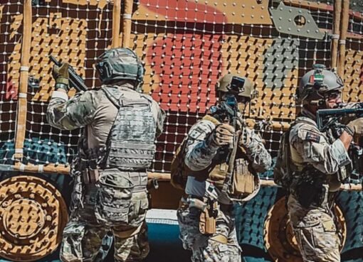 طائرات مسيّرة واقتحامات ساحلية في مناورات بحرية سعودية غير مسبوقة