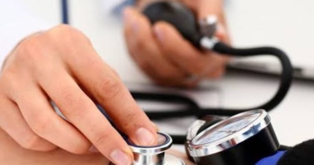 من مطبخك إلى صحتك: أطعمة طبيعية لخفض ضغط الدم بفعالية