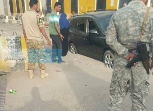 انهيار أرضي مفاجئ في عدن يؤدي لابتلاع سيارة  امام ذهول المواطنين