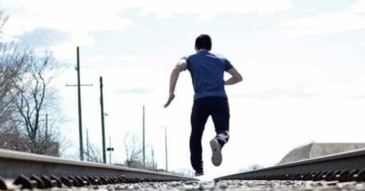 7 قواعد ذهبية لجذب قلب أي امرأة (انتبه للرقم 3!)