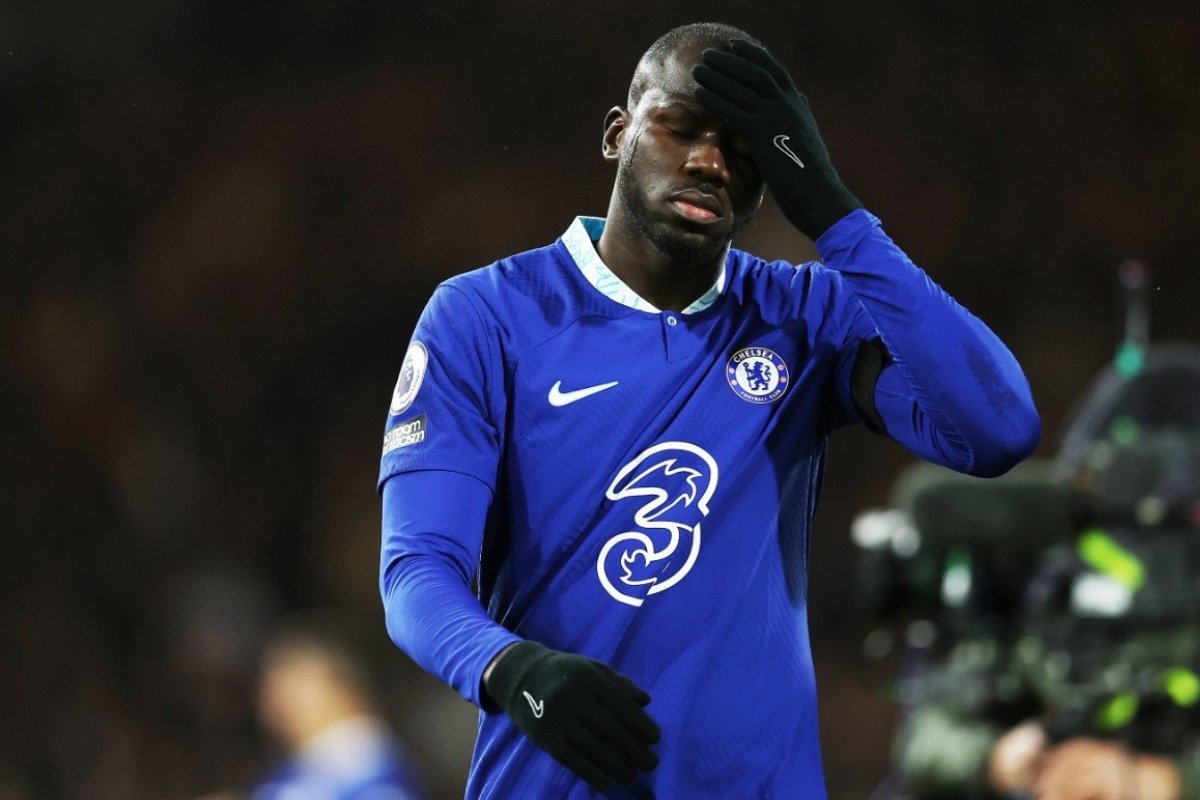 من قلب الدفاع إلى قمة الثراء.. كم تبلغ ثروة خاليدو كوليبالي؟