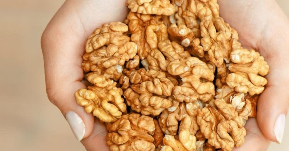 بذور خارقة تُجدد خلايا الجلد وتُزيل آثار التقدم في العمر دون أدوية
