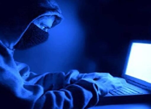 هجوم إلكتروني واسع يضرب الاتصالات والبنوك في قلب صنعاء