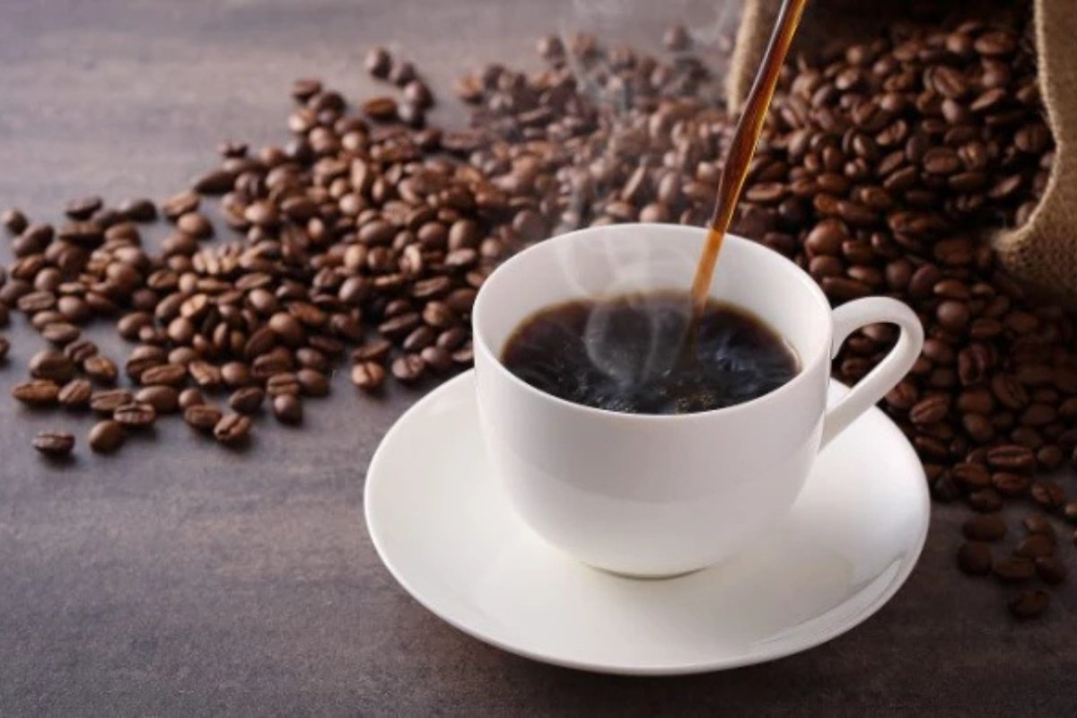 متى تشرب قهوتك؟ دراسة تحدد الوقت المثالي لتقليل خطر الوفاة