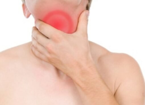 التهاب الحلق يزعجك؟ اكتشف الأسباب التي لا تخطر على بالك