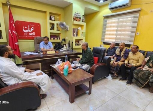 فتحـي بن لزرق يعلن بشرى اقتصادية لأهالي عدن: تخفيضات في أسعار المخبوزات