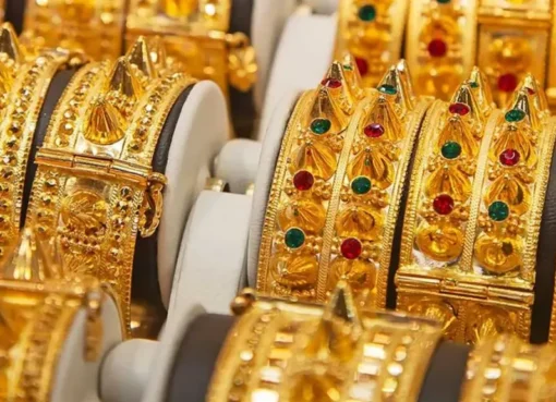 أسعار الذهب في اليمن اليوم: تفاوت بين صنعاء وعدن وسط تقلبات السوق