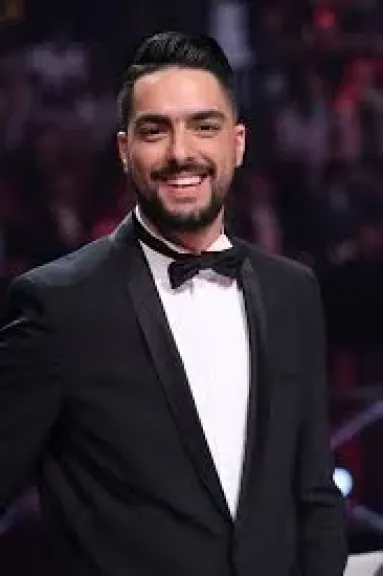 زامل يمني يثير الجدل في حفل بالساحل الشمالي… وحسن الشافعي يوضح موقفه