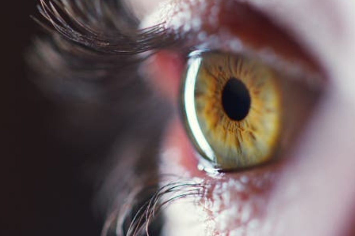 وداعًا لليزك: تقنية غير جراحية لتصحيح النظر خلال 60 ثانية