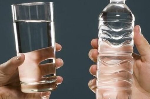 ابدأ يومك بذكاء: 10 أسرار لا تعرفها عن شرب الماء على معدة فارغة