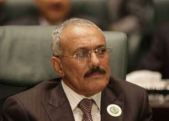 33 عامًا من الحكم في سطور: مذكرات صالح تفتح ملفات حساسة