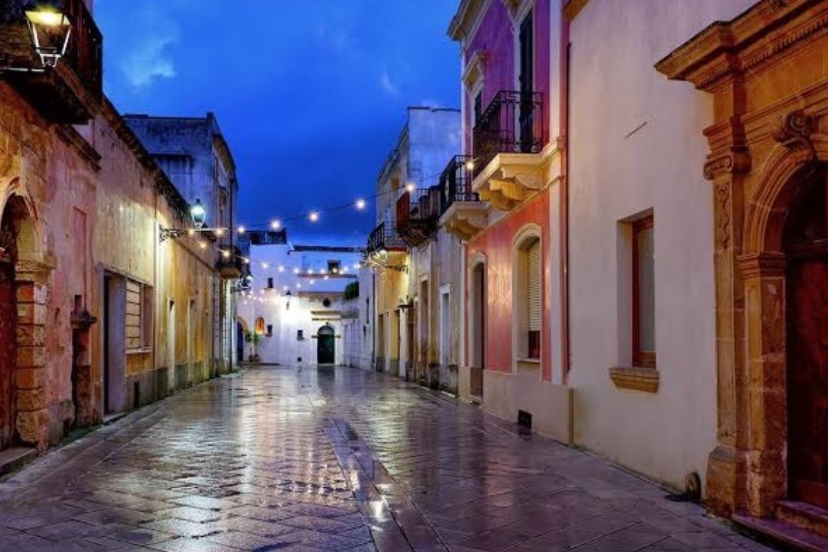 لأول مرة: بلدة أوروبية تطلب سكانًا وتمنح آلاف الدولارات