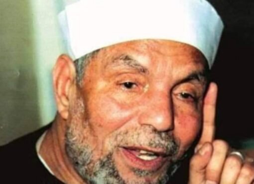 من الرقص إلى الرحمة.. لحظة بكاء الشعراوي بسبب تحية كاريوكا من الرقص إلى الرحمة.. لحظة بكاء الشعراوي بسبب تحية كاريوكا