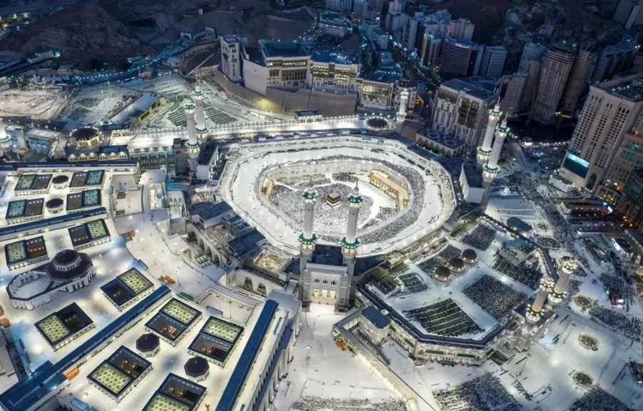السعودية تستقبل 1.2 مليون معتمر في موسم عمرة استثنائي