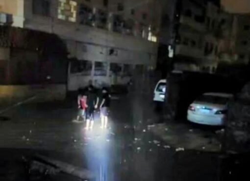 الناشط وديع أمان يكشف سر نجاة منازل المرسابة في عدن من الغرق