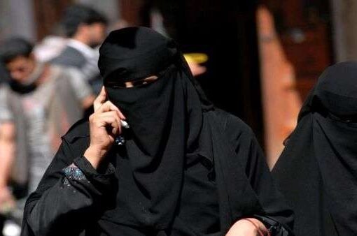 فضيحة إلكترونية تهز أسواق صنعاء: أجهزة مستعملة تُباع كأنها جديدة!