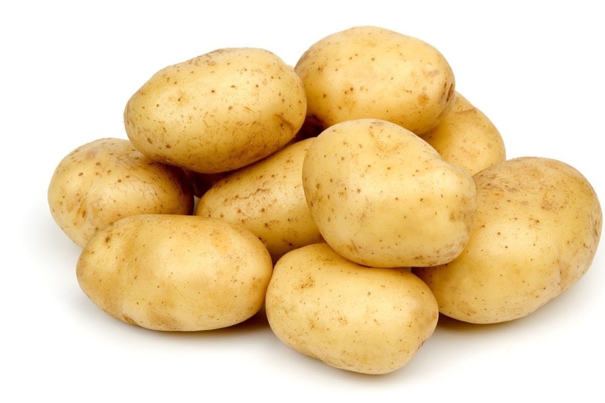 البطاطس ليست دائمًا آمنة… هذه العلامات قد تعني خطرًا قاتلًا